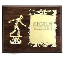 Holzschild 25x20 inkl. Figur 080 +Metalurkunde: Braunes Holzschild 25x20cm zum Hängen oder Stellen mit Figur "KEGELN DAM