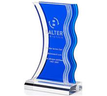 Acryl Trophäe Blau: Acryl Trophäe "Ocean Wave Award" Auf der Welle des Erfolges schwimmen Sie