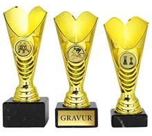 Minipokal inkl. Motiv Ø25mm: Kleiner Pokal 3-färbig inkl. Motiv Ø25mm Ihrer Wahl.