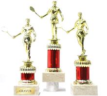 Trophäe inkl. Figur "F057D/H": Trophäe inkl. plastischer Figur "BADMINTON Dame od. Herr".