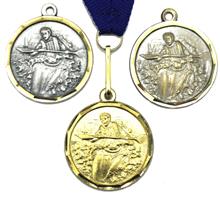Medaille Granat Kajak "DS066" inkl. Band: Messingmedaille Ø32mm mit geprägtem Relief-Motiv "KAJAK" inkl. Band. F