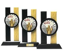 Kartenspiel-Holzaufsteller "Blaze 114": 2-färbiger Holzaufsteller inkl. Motiv "KARTENSPIEL" Ø70mm.