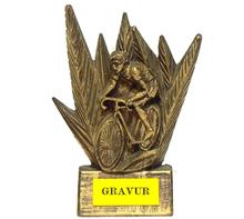 Trophäe "Radfahrer": Steingusstrophäe "RADFAHRER" Höhe: 19cm